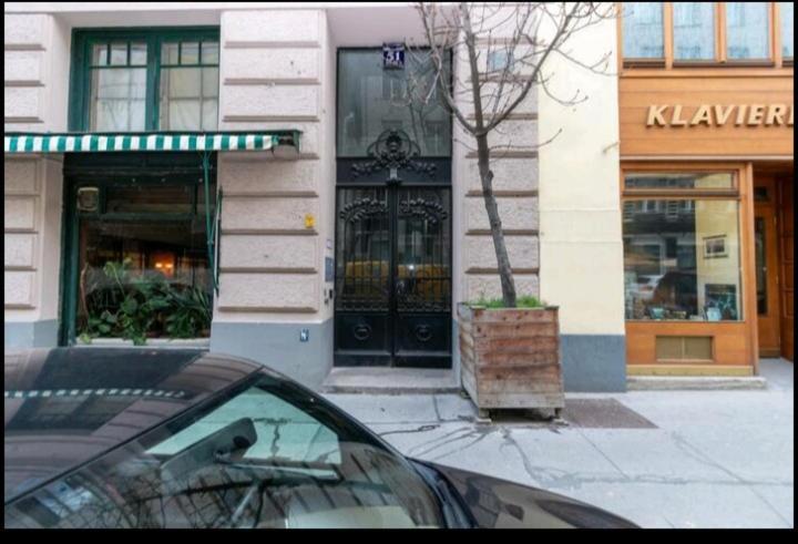 The Place, In The 7Th District Of Vienna Exterior photo